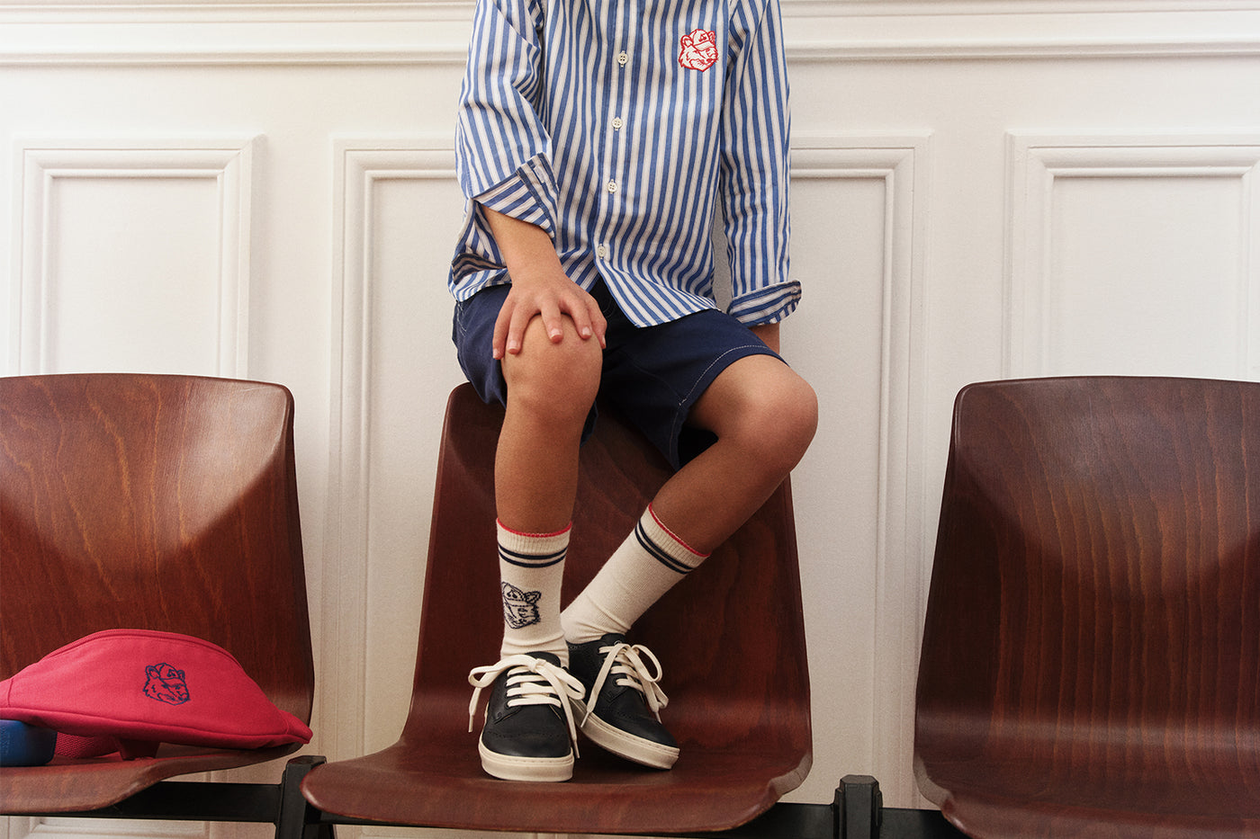 Look Garçon Bonpoint x Maison Kitsuné - Chemise rayée avec détail brodé
