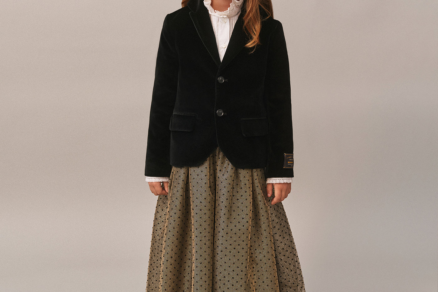 Look de niña invierno 2025 - Chaqueta de terciopelo
