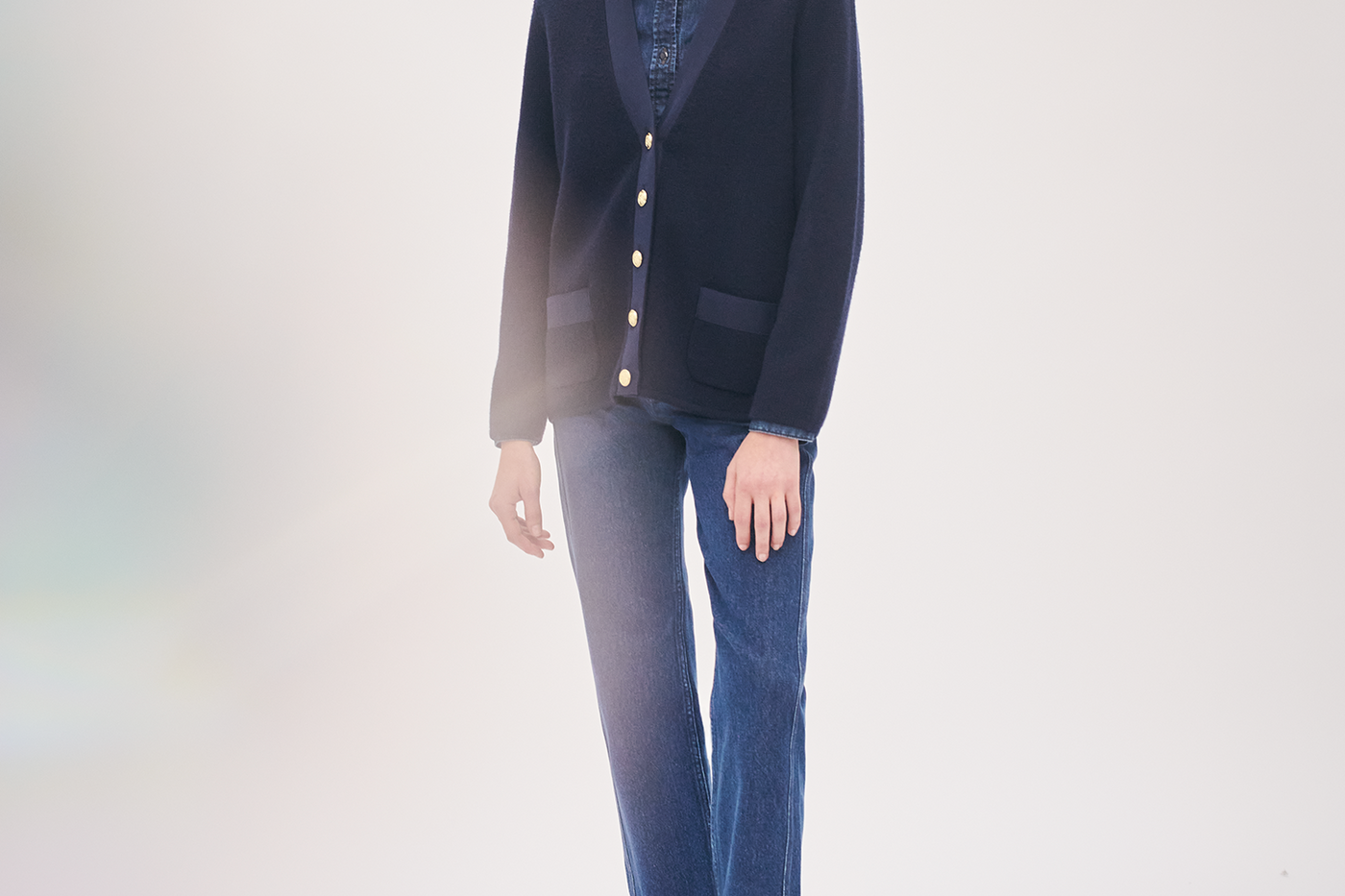 Invierno 2024 look con cárdigan Grant de mujer