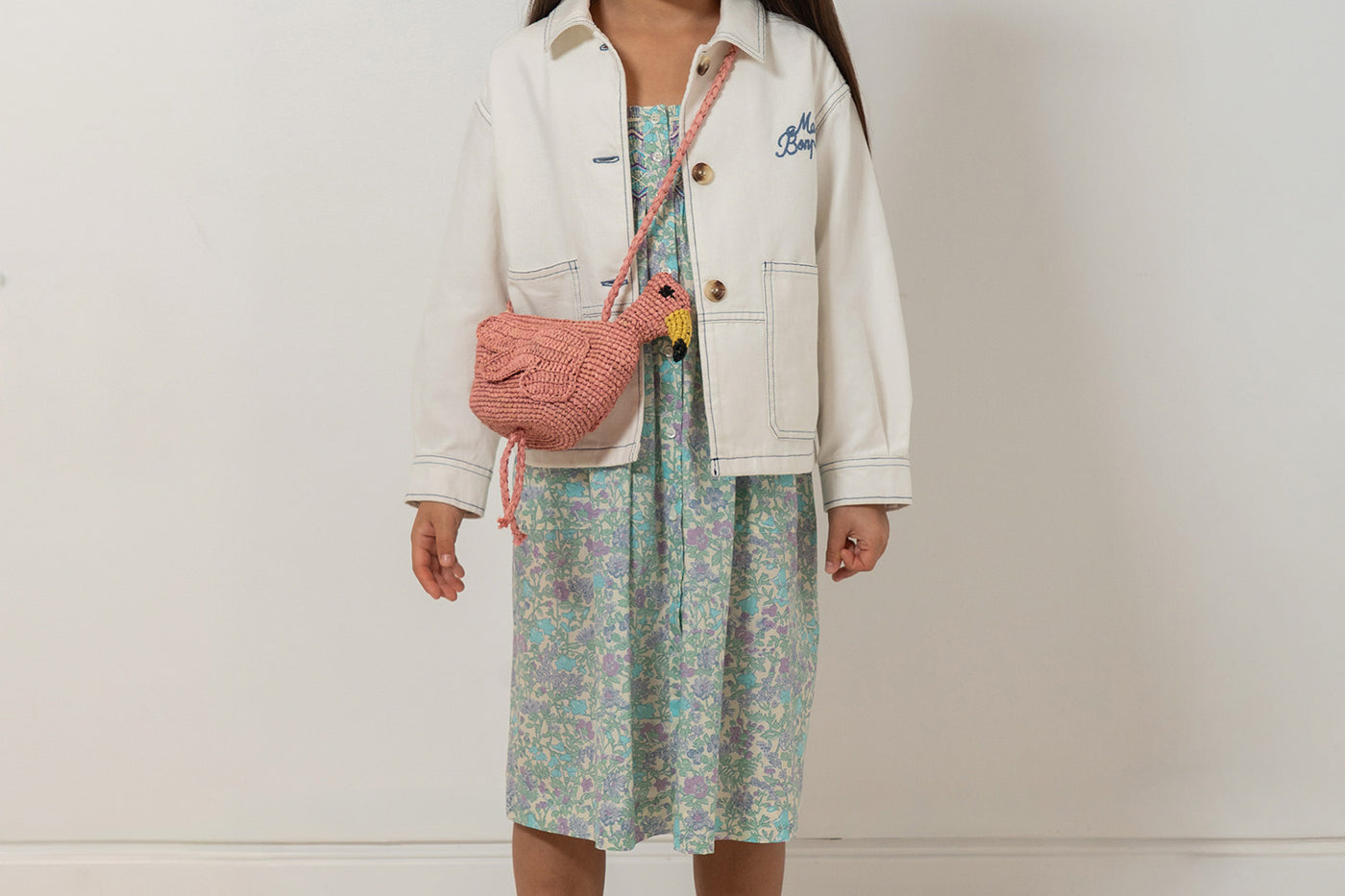 Look de niña colección Crucero 2026 - Vestido de tejido Liberty