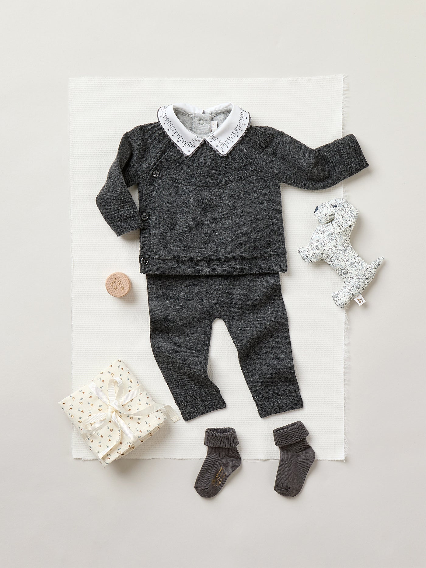 Look Naissance Hiver 2025 - Ensemble Jina en laine