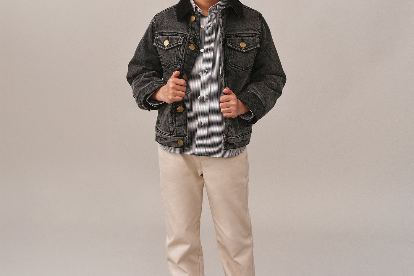 Look garçon prefall 2025 Veste Club 1975.