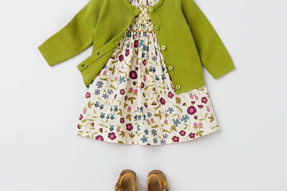 VERANO 2023 LOOK CON CÁRDIGAN VERDE DE BEBÉ NIÑA