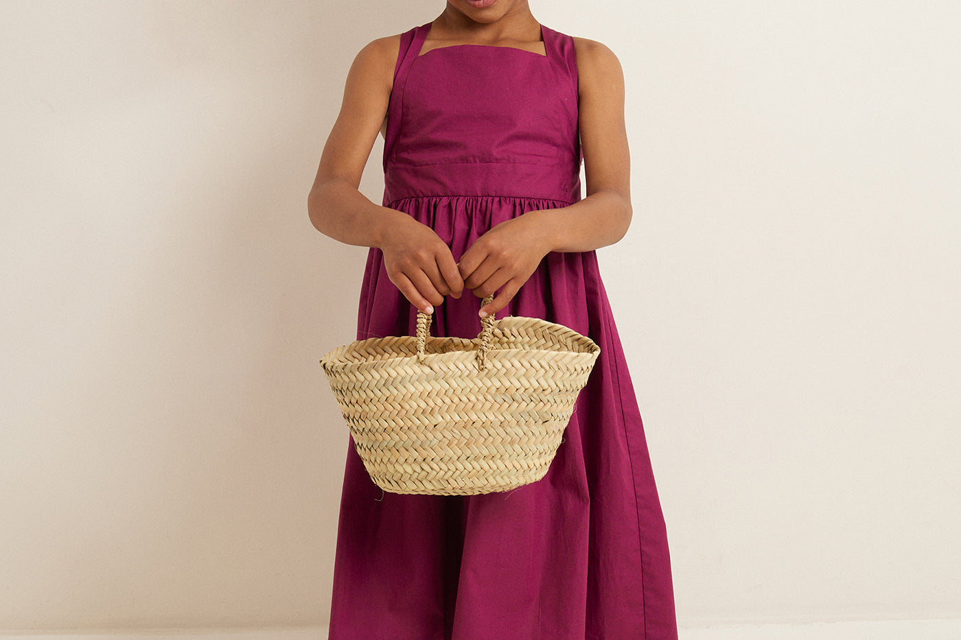 LOOK FILLE ETE 2023 ROBE VIOLETTE