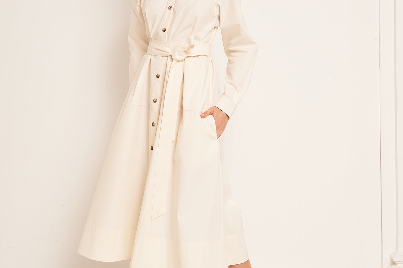LOOK FEMME ETE 2023 ROBE BLANCHE