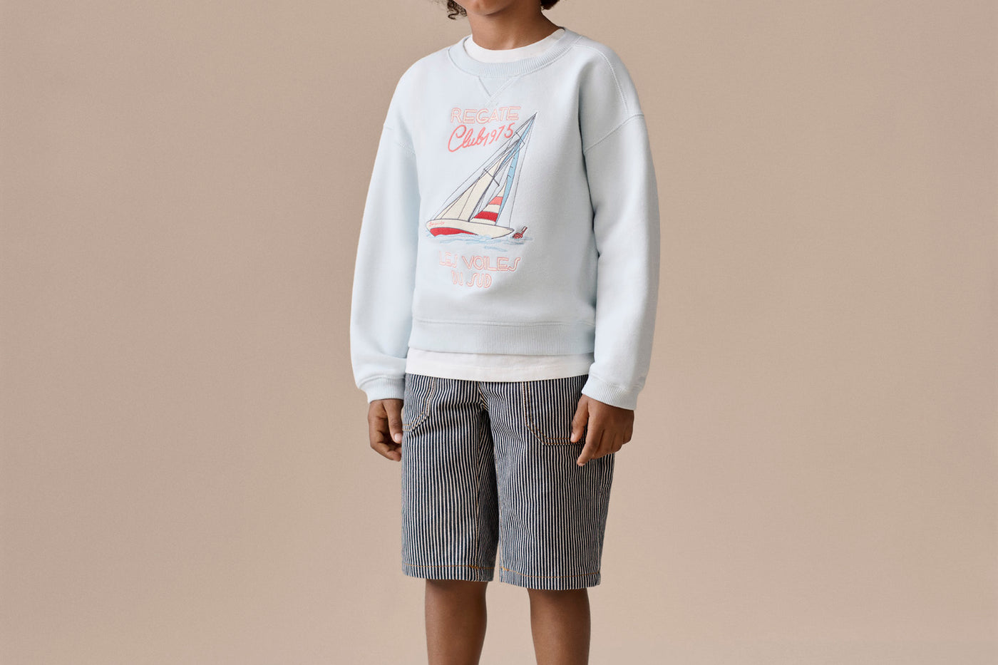 Look de niño verano 2026 - Shorts de rayas