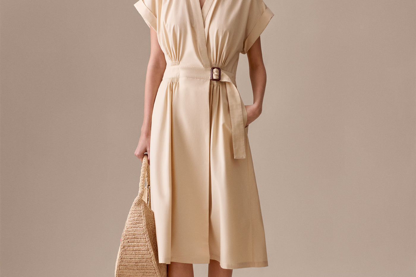 Look Mujer Verano 2026 - Vestido largo fruncido