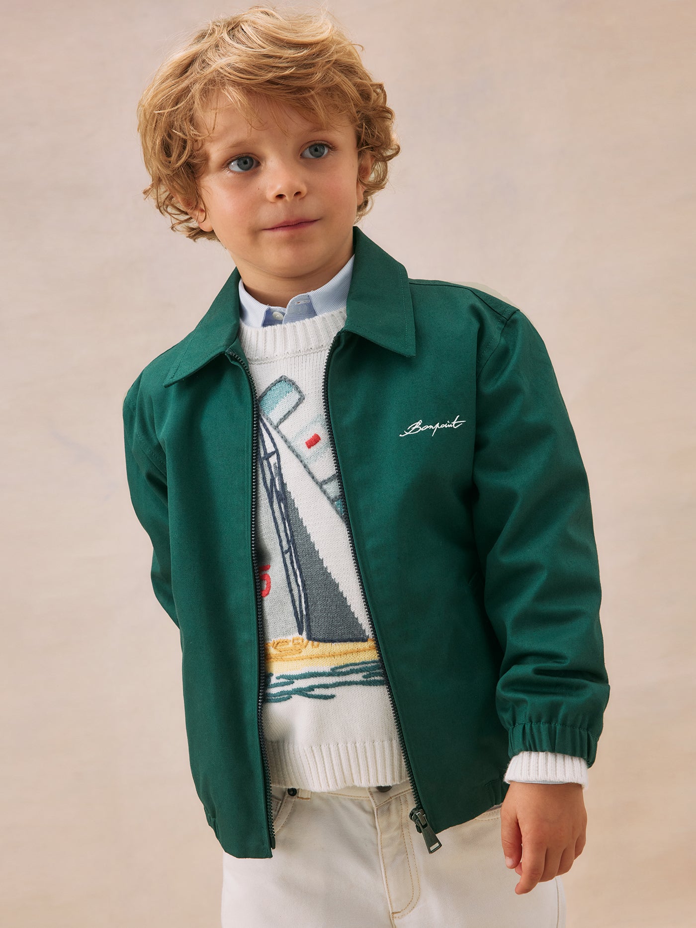 Jungen-Sommerlook 2025 Bootspullover