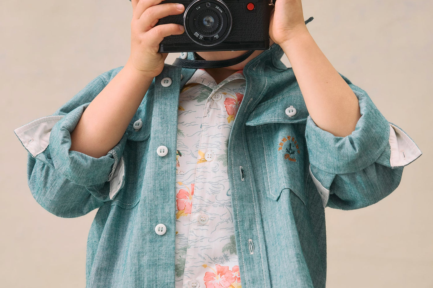 Cruise 2025 Jungenlook Blaues Hemd