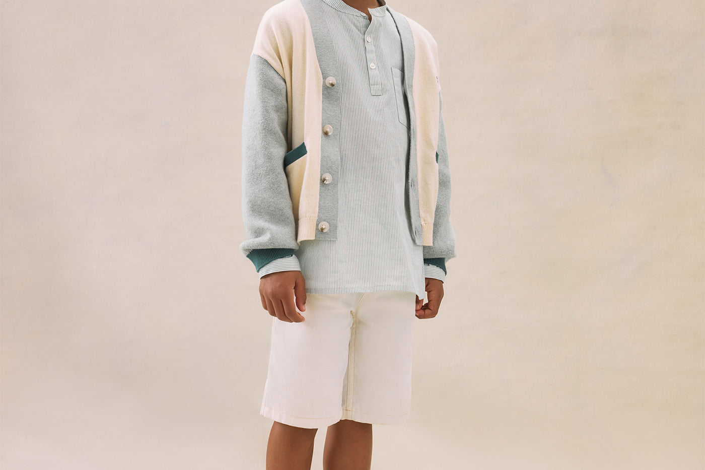 Croisière 2025 look garçon Cardigan brodé