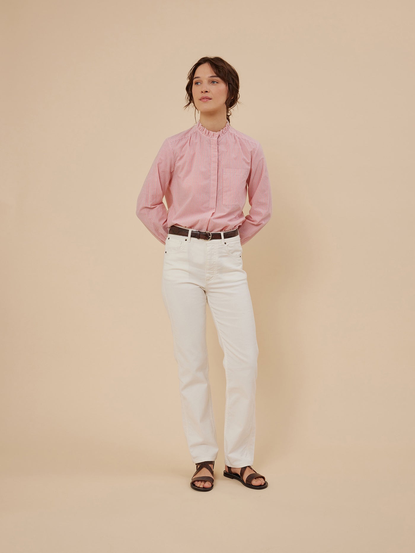 Women's look summer 2024 pink shirt