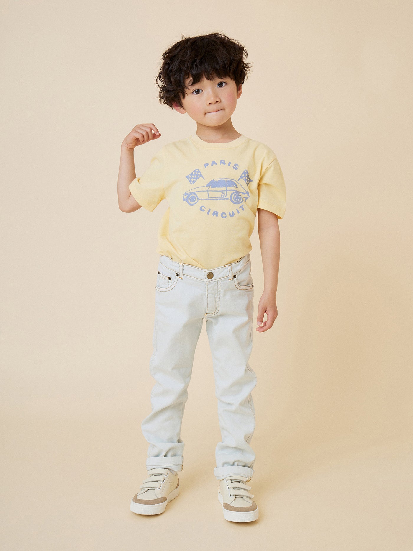 Summer 2024 boy's look light yellow T-shirt