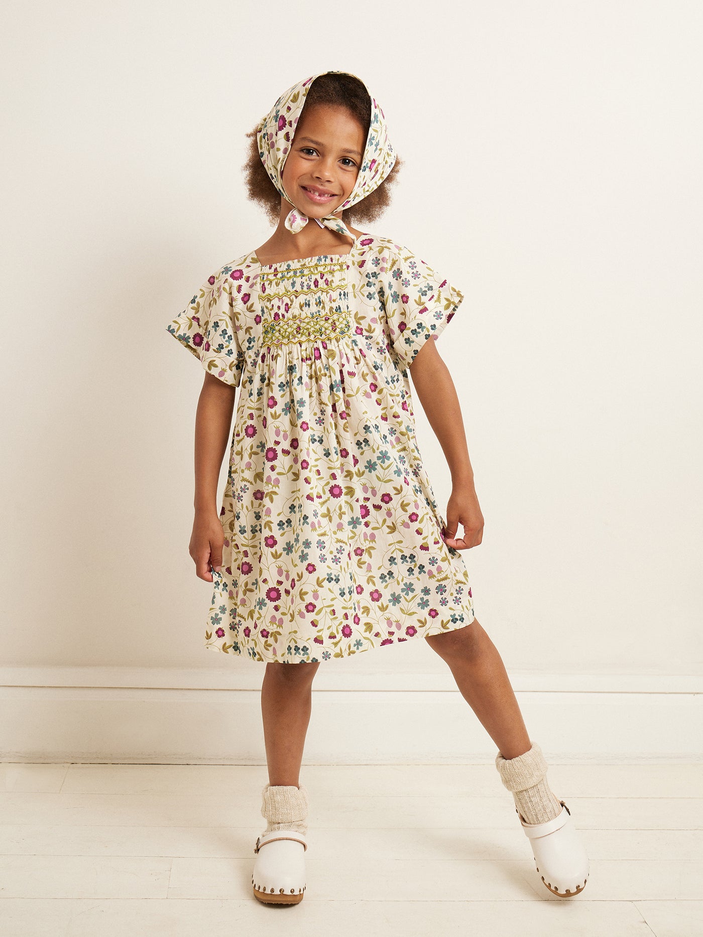 SUMMER 2023 GIRL'S PATTERNED SCARF