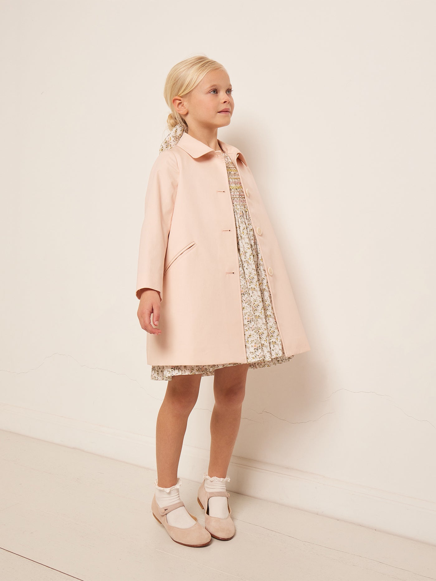 SUMMER 2023 GIRL'S LOOK PINK COAT