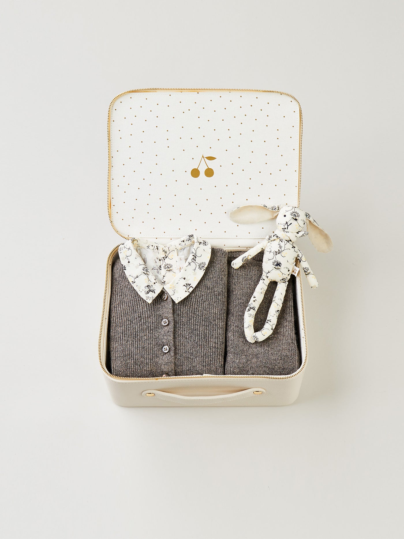 Newborn suitcase for boy winter 2023