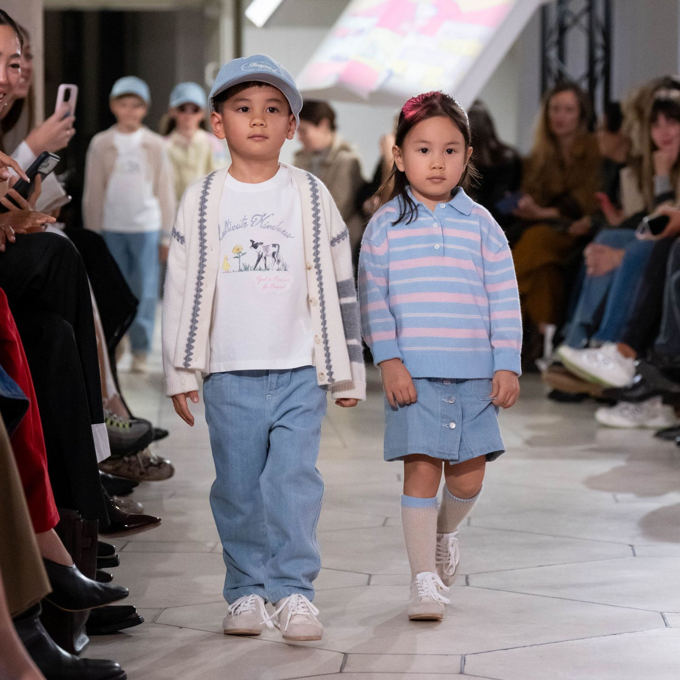 Look Fille Bonpoint x Guest in Residence - Pull rayé en cachemire