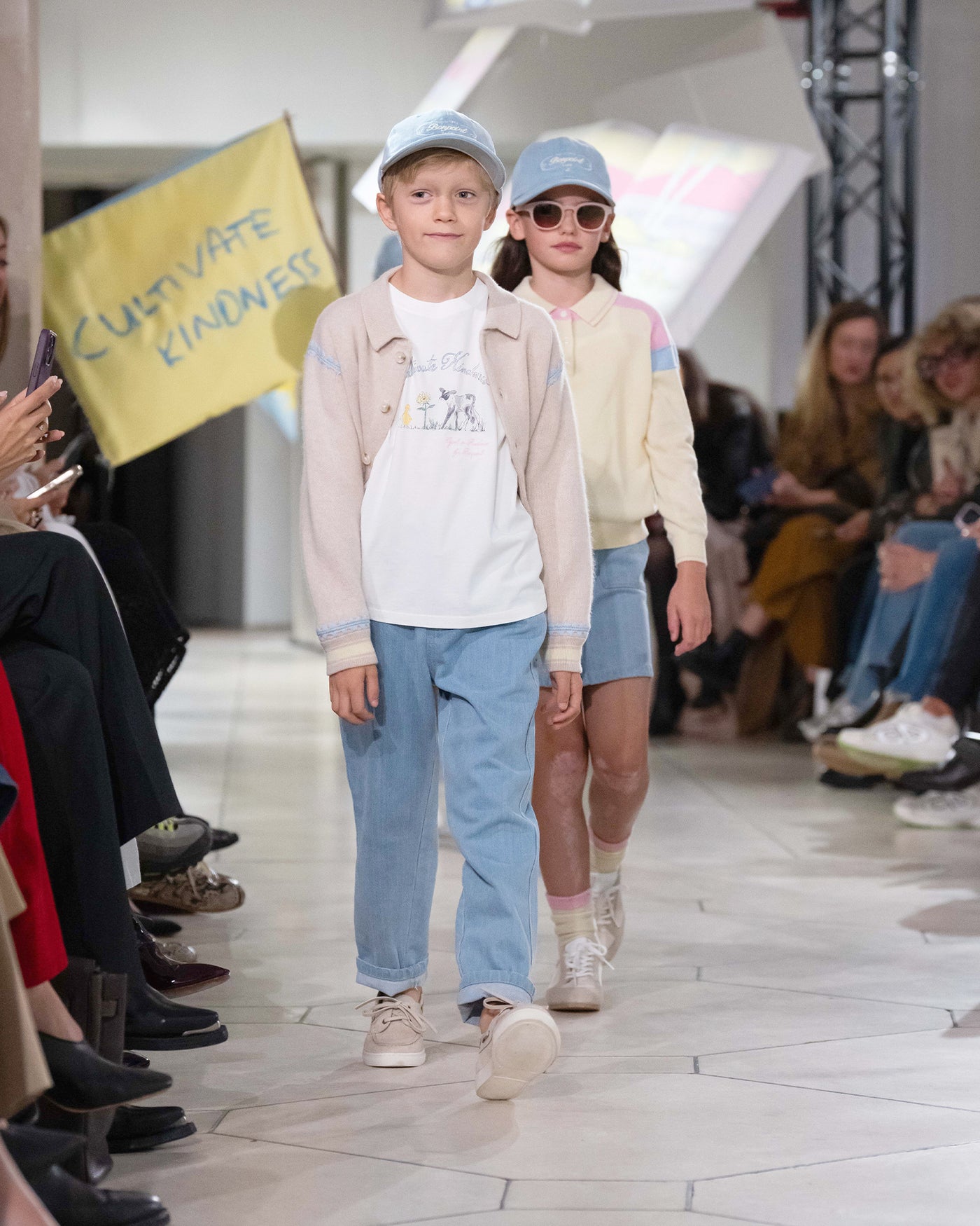 Look Garçon Bonpoint x Guest in Residence - Veste en cachemire