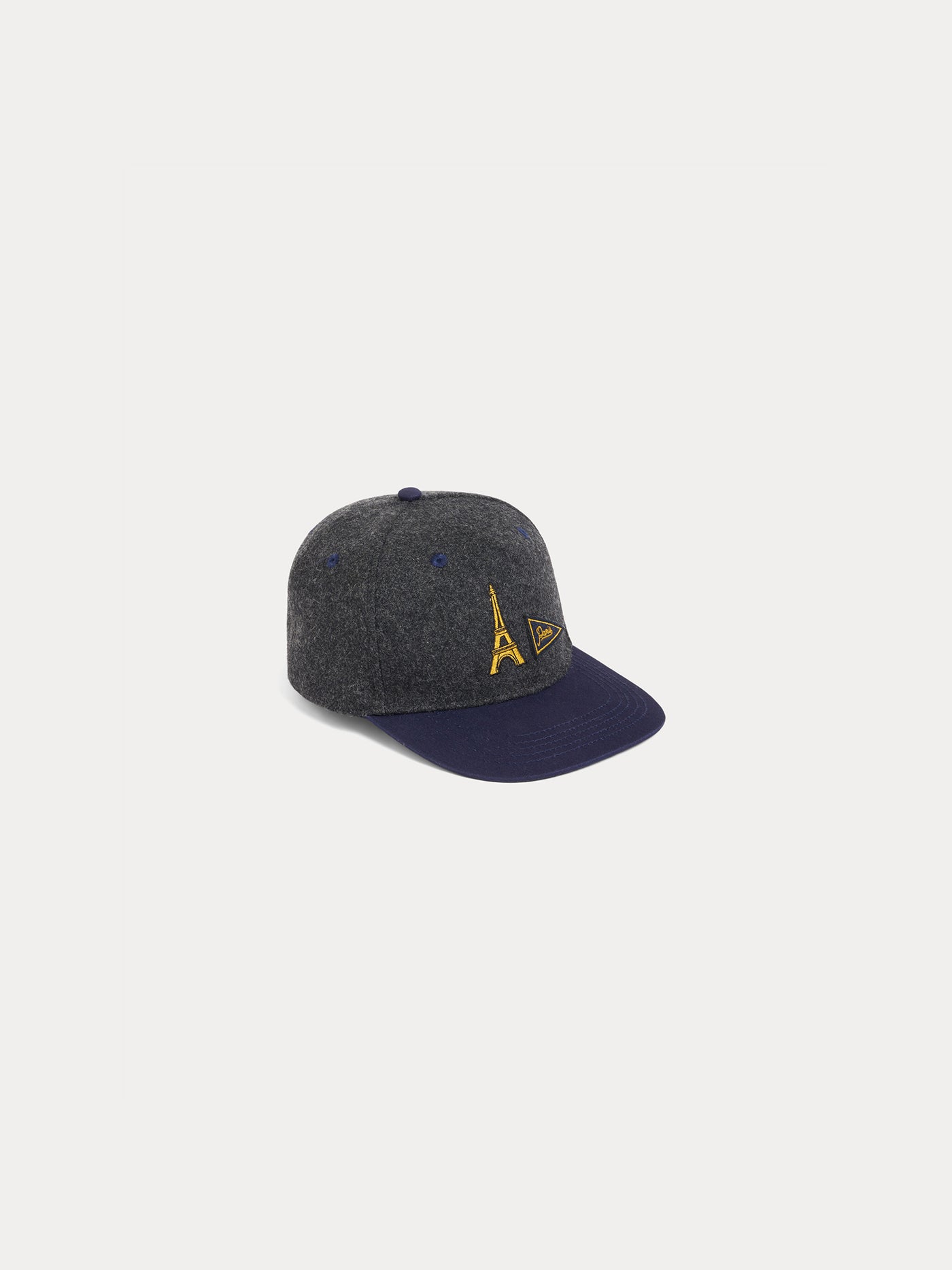 Boston-Cap mit Paris-Stickerei
