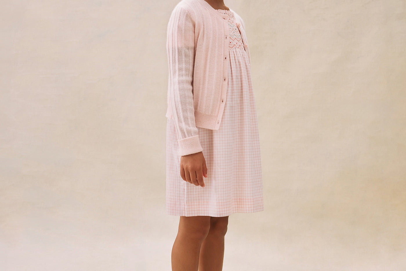 Look de niña verano 2025 Vestido rosa