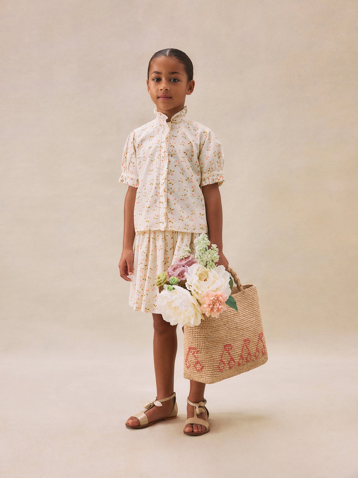 Look de niña verano 2025 Conjunto con cerezas