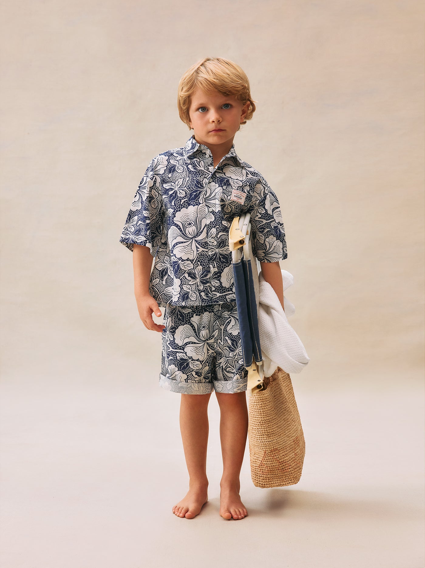 Look de niño verano 2025 Conjunto floral