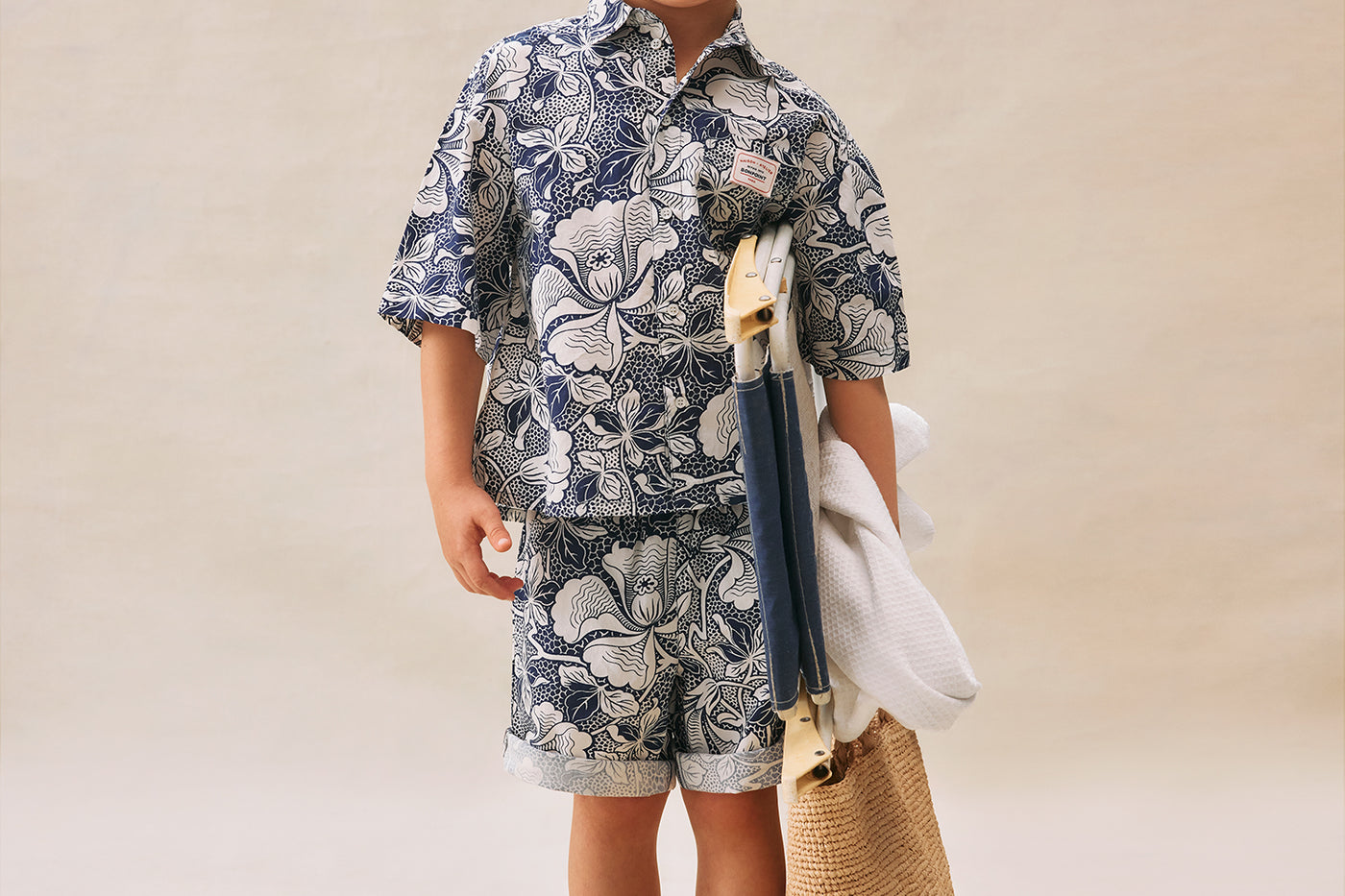 Look de niño verano 2025 Conjunto floral