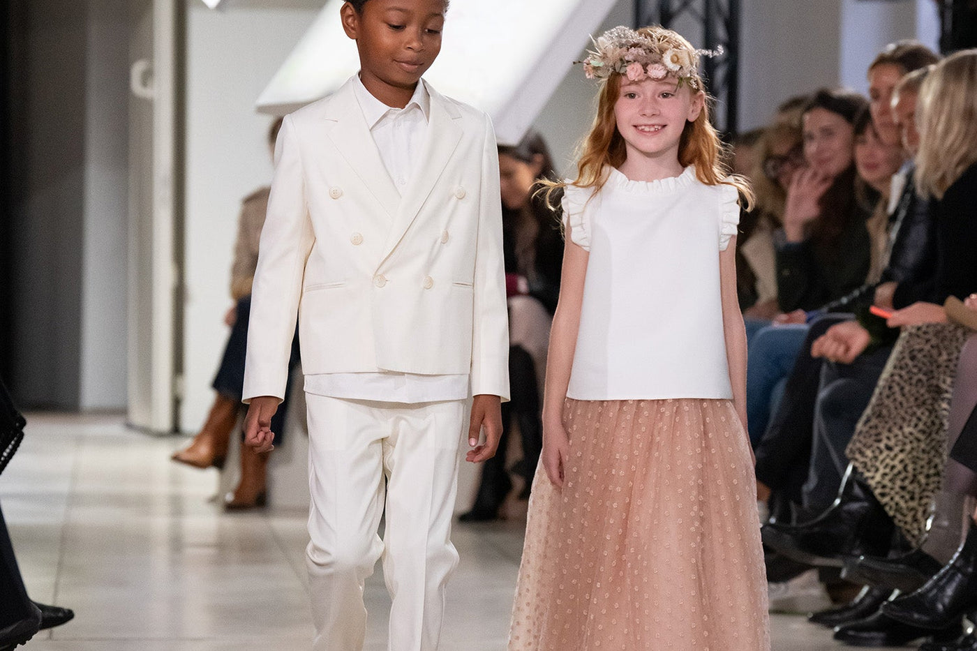 Abbigliamento formale per Bambina e Bambino estate 2026 - Gonna in tulle ricamato e tailleur