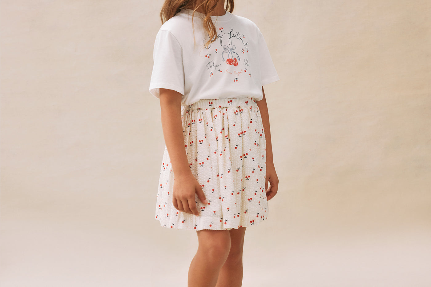 Look de niña verano 2025 Cherry festival