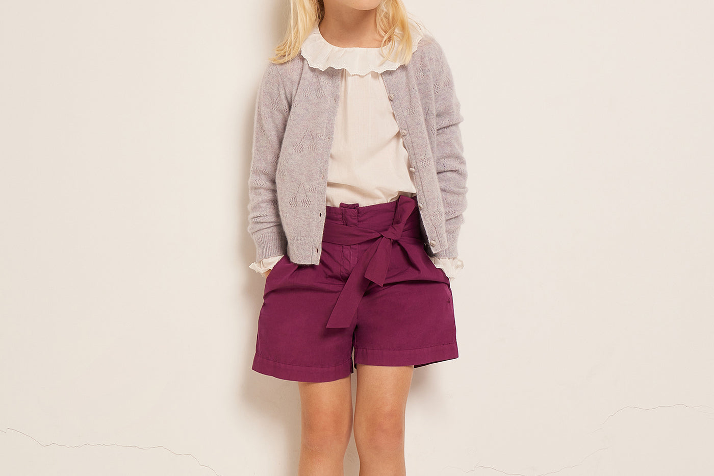 VERANO 2023 LOOK CON SHORT MORADO DE NIÑA