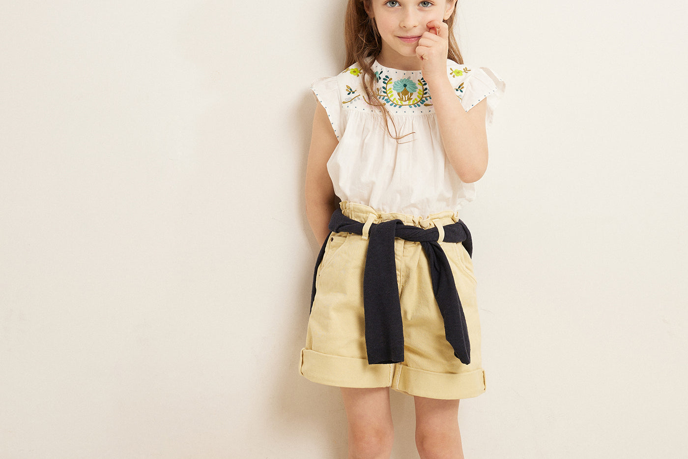 LOOK FILLE ETE 2023 T-SHIRT BLANC