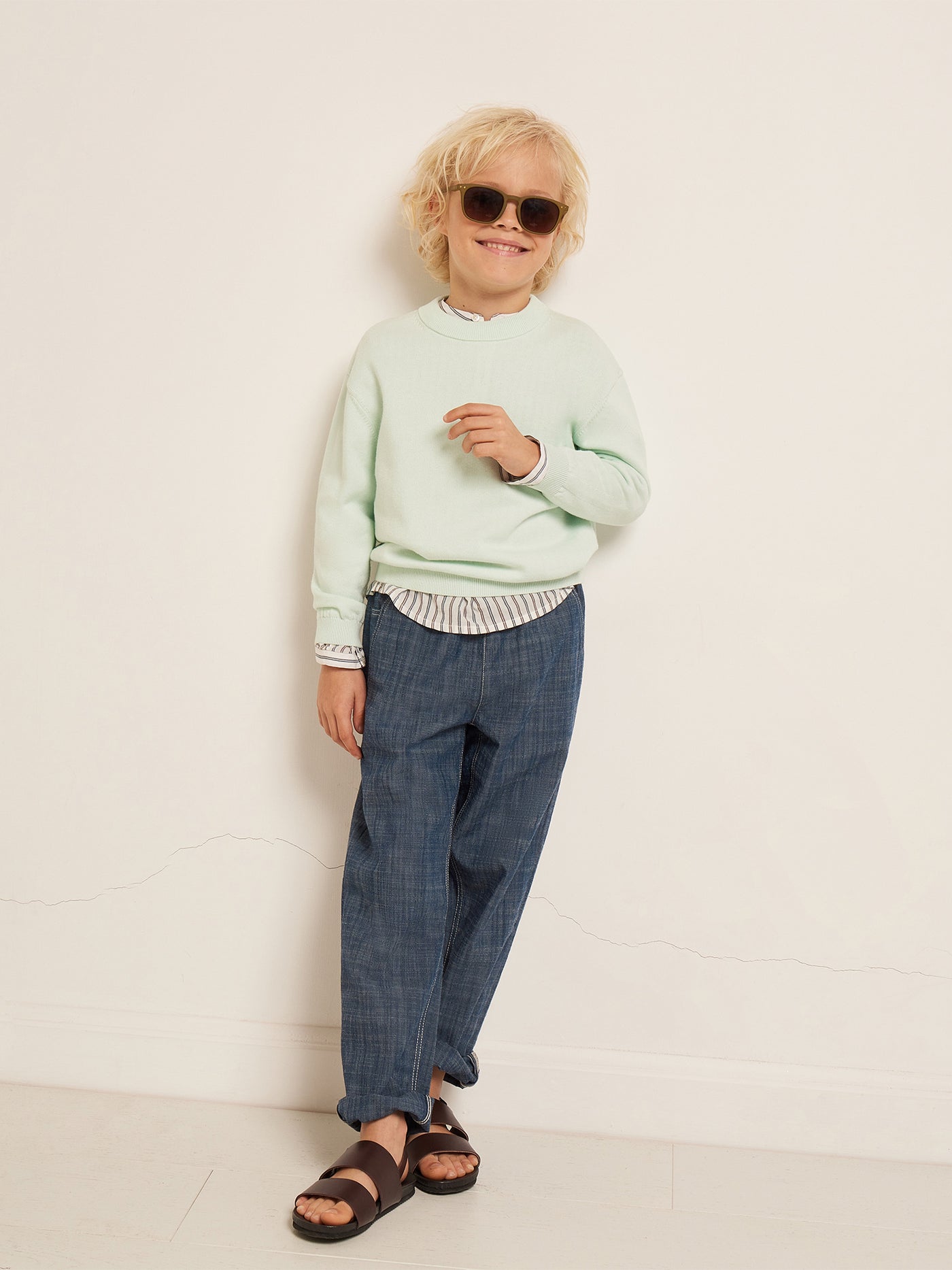 VERANO 2023 LOOK CON SUDADERA VERDE CLARO DE NIÑO