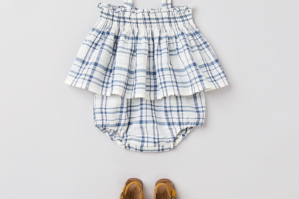 VERANO 2023 LOOK CON BLUSA DE CUADROS DE BEBÉ NIÑA