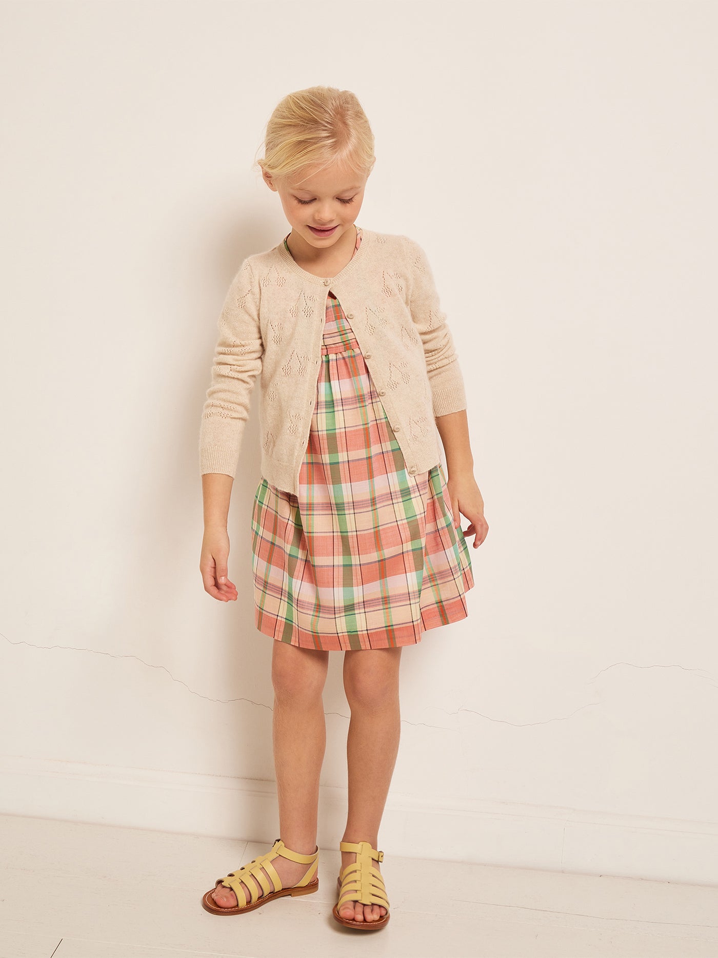 SOMMER 2023 MÄDCHEN KARIERTES KLEID