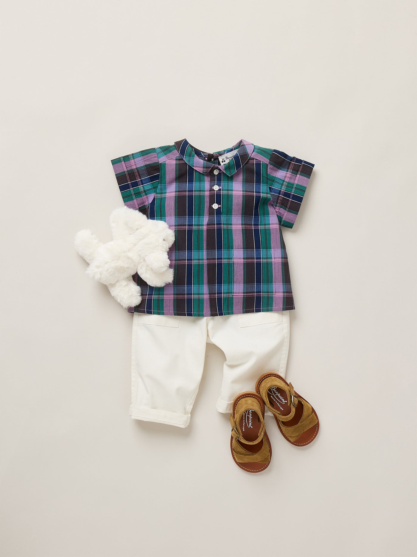Baby-Jungen-Look Sommer 2026 – Mehrfarbig kariertes Hemd