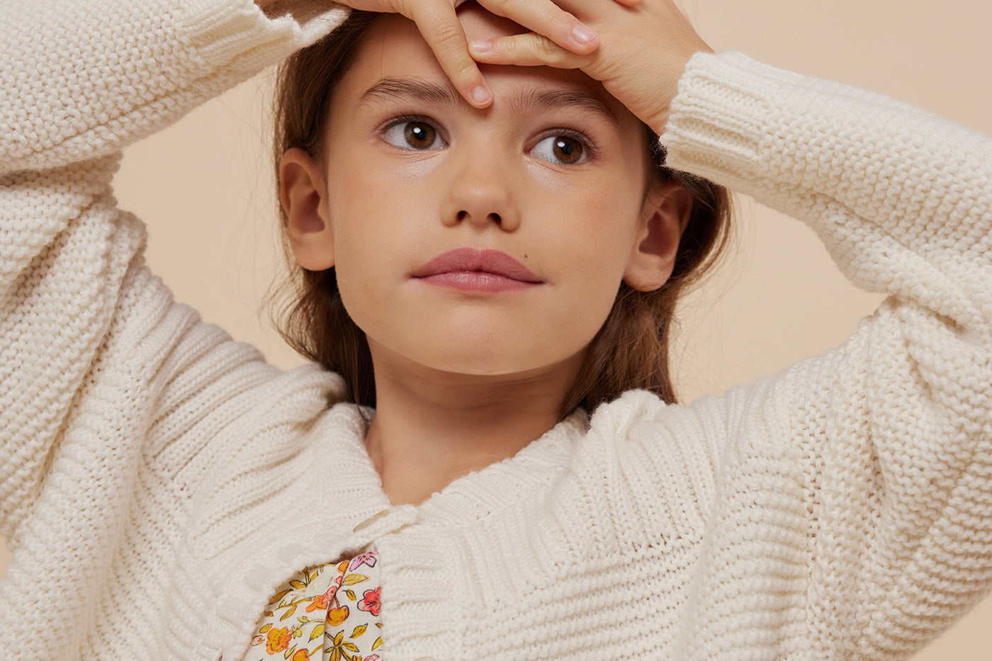 Cruise 2024 girl's look white milk cardigan