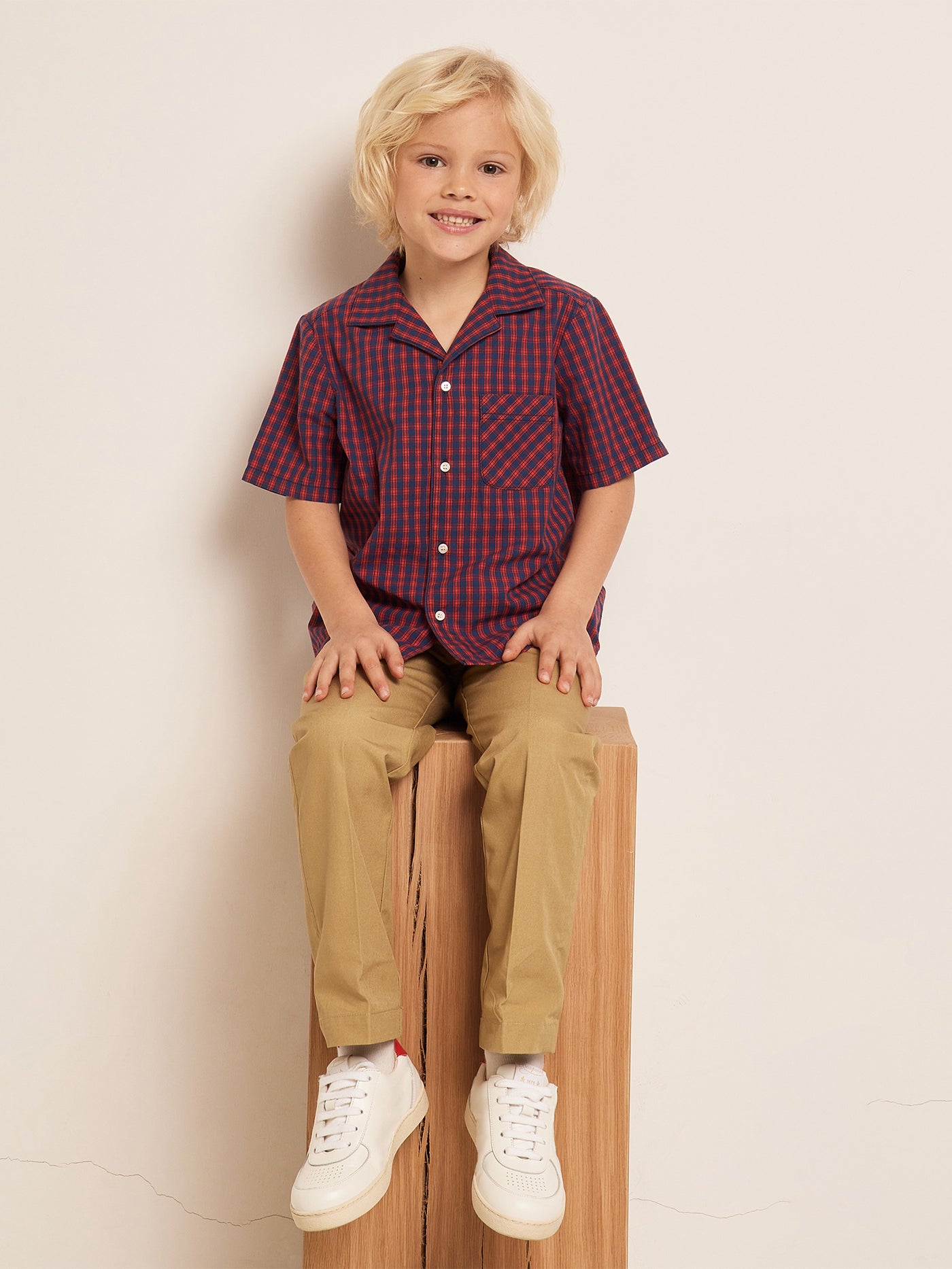 MAGLIA BAMBINO BLU E ROSSA ESTATE 2023