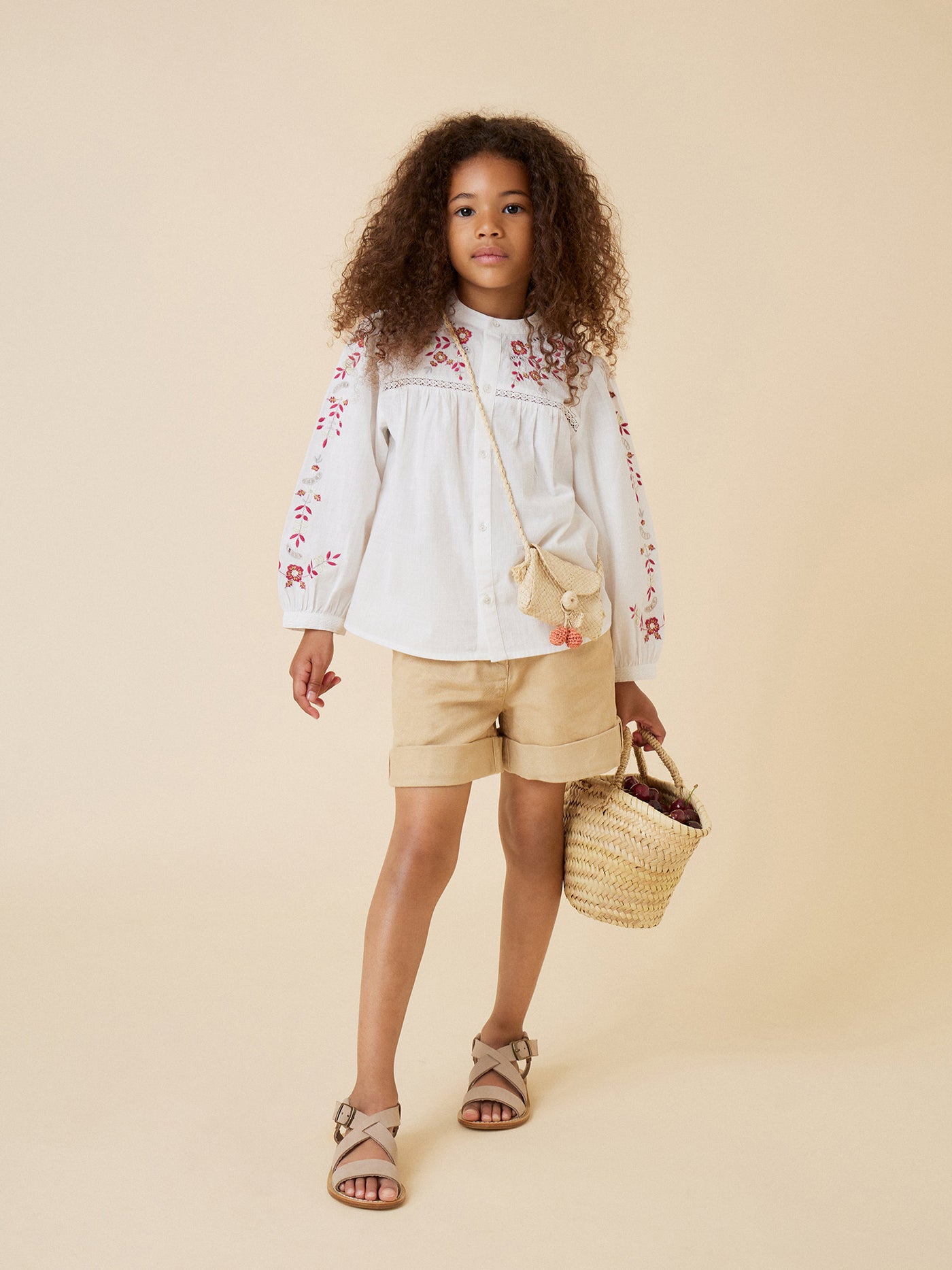 Summer 2024 girl's look embroidered cotton shirt