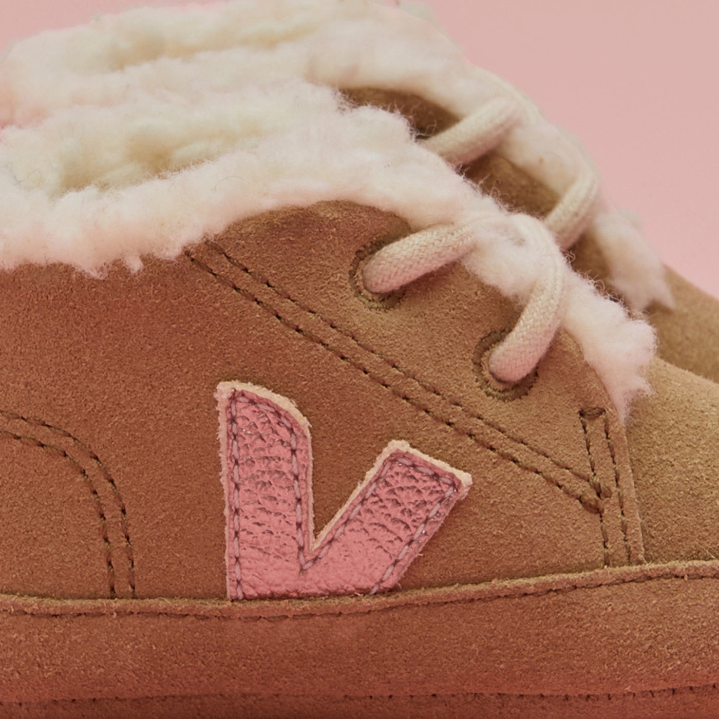Bonpoint x Veja Baby Winter en cuir