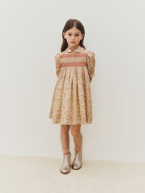 Kleid Melodia aus Liberty-Stoff, mit Smokstickerei und Handstickerei aus Bio-Baumwolle