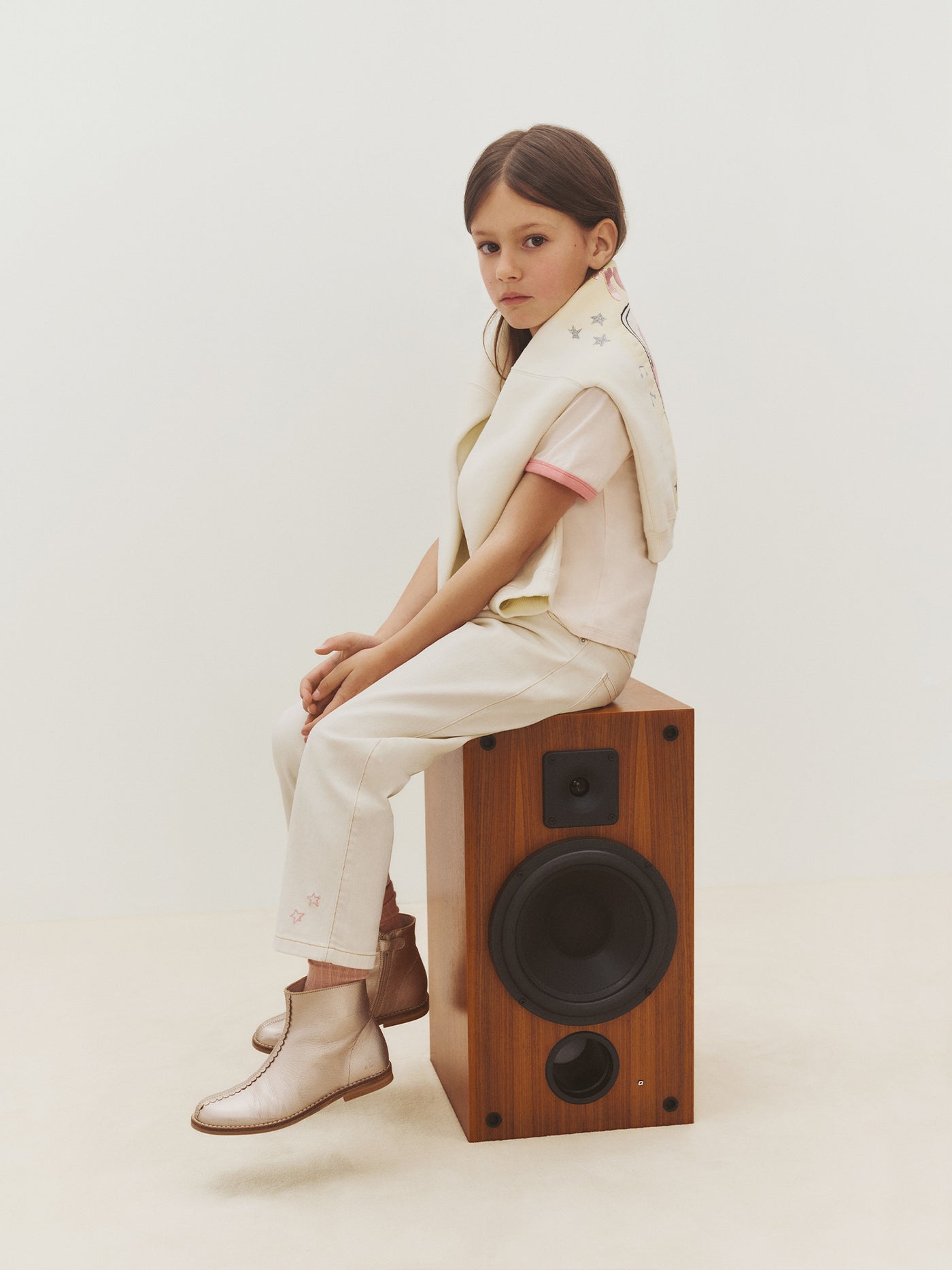 Mädchen-Look Pre-Fall 2026 - Sweatshirt Records Sweatstoff