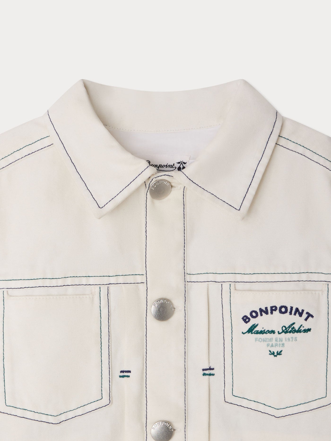Leddis Jeansjacke mit Kontrastnähten aus Bio-Baumwolle