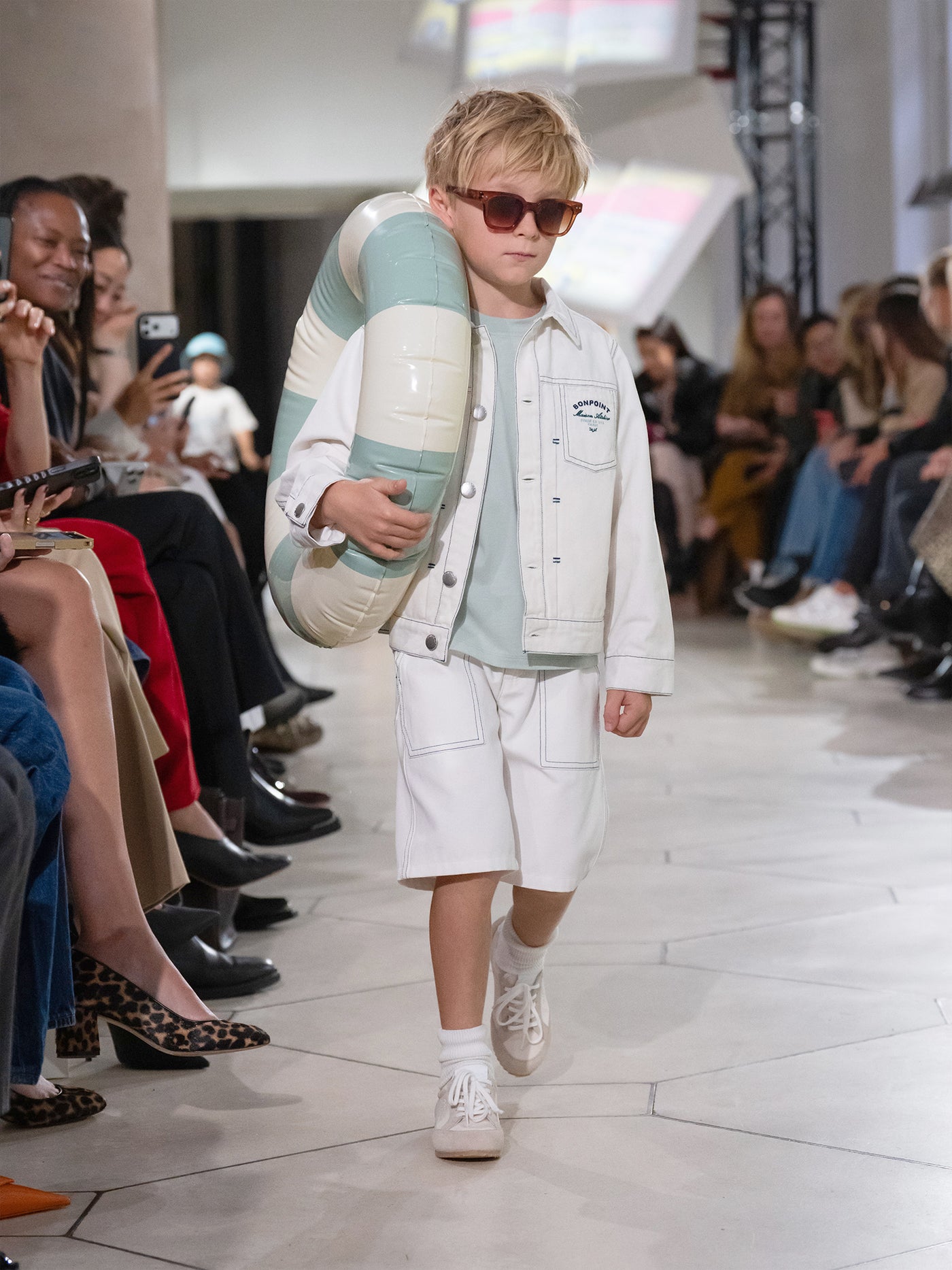 Giacca in denim Leddis con cuciture a contrasto in cotone biologico