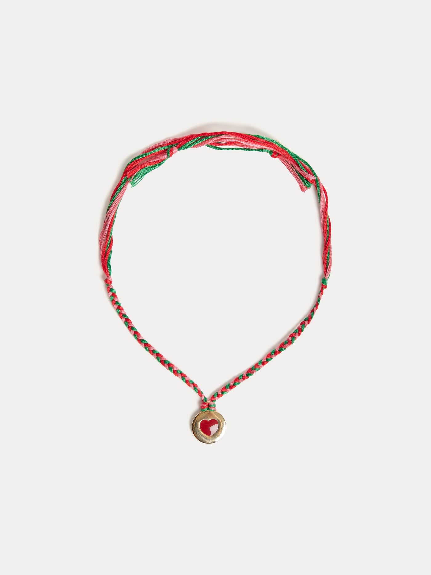 Bracelet tressé en coton avec médaille