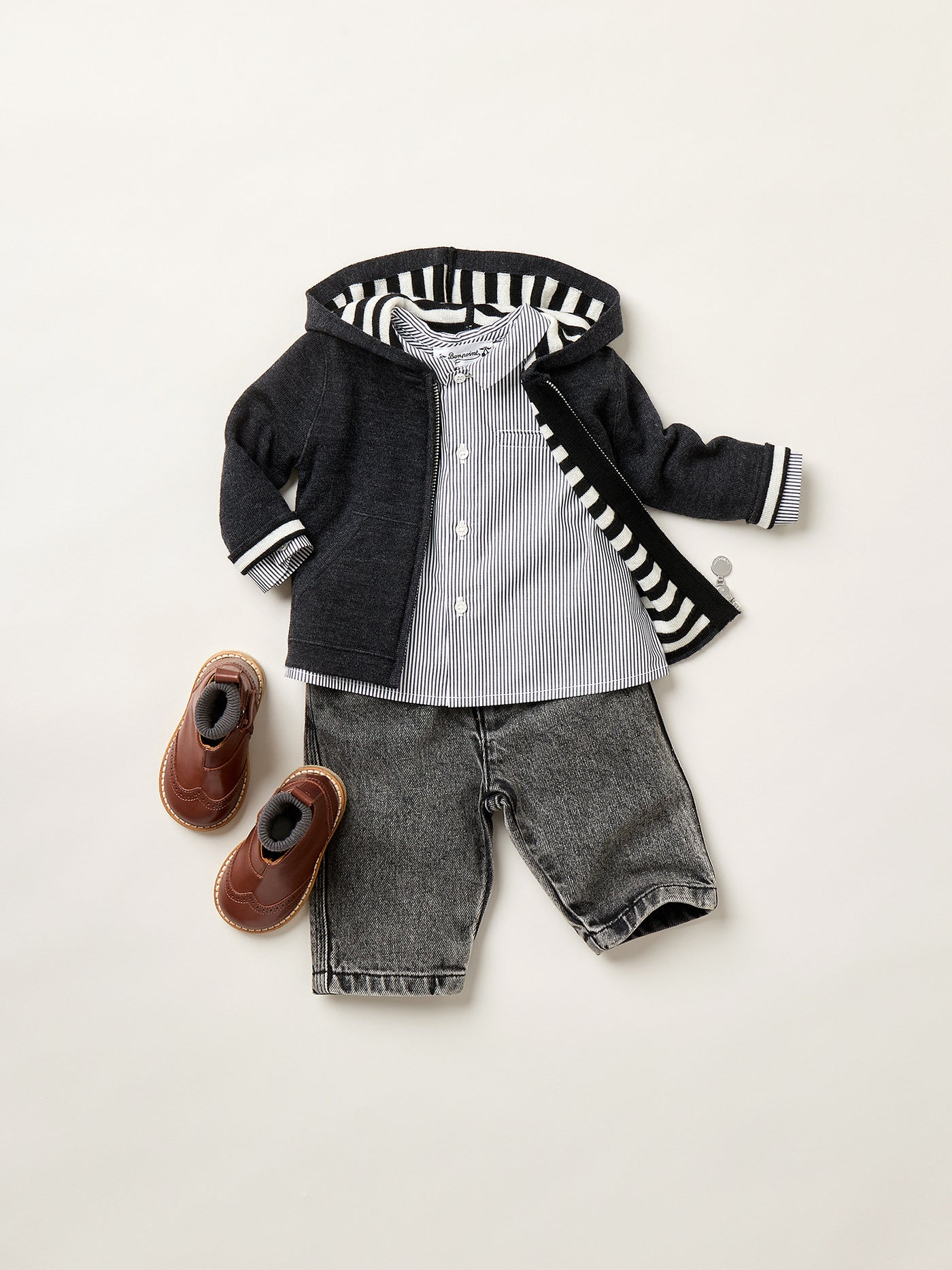 Alexandros Strickjacke mit gestreifter Kapuzeninnenseite