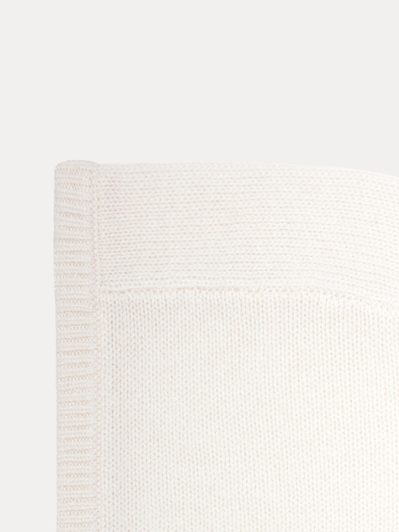 Cappuccio in cashmere per bambina bianco latte