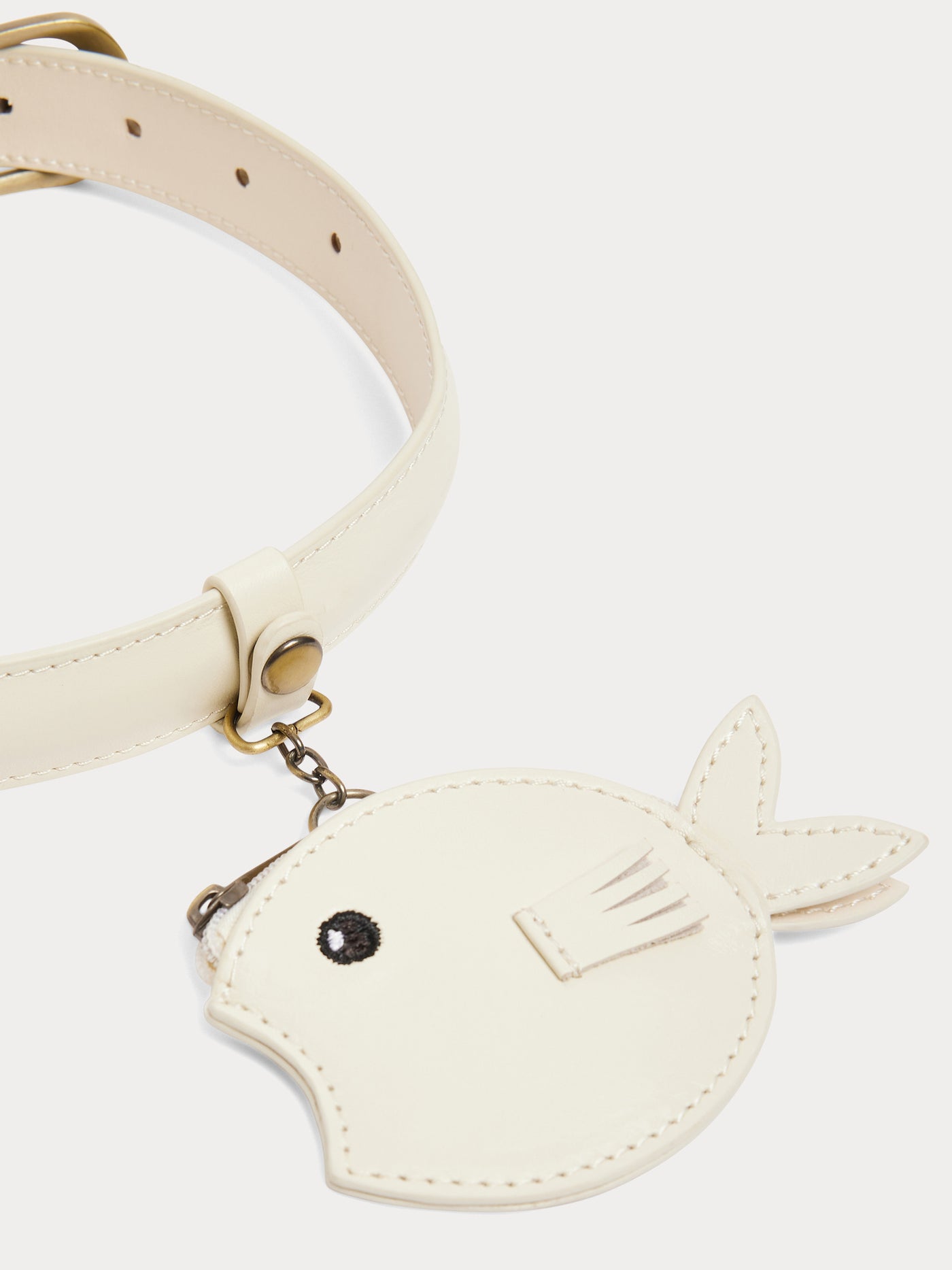 Emrie-Gürtel aus Leder mit Fischbeutel