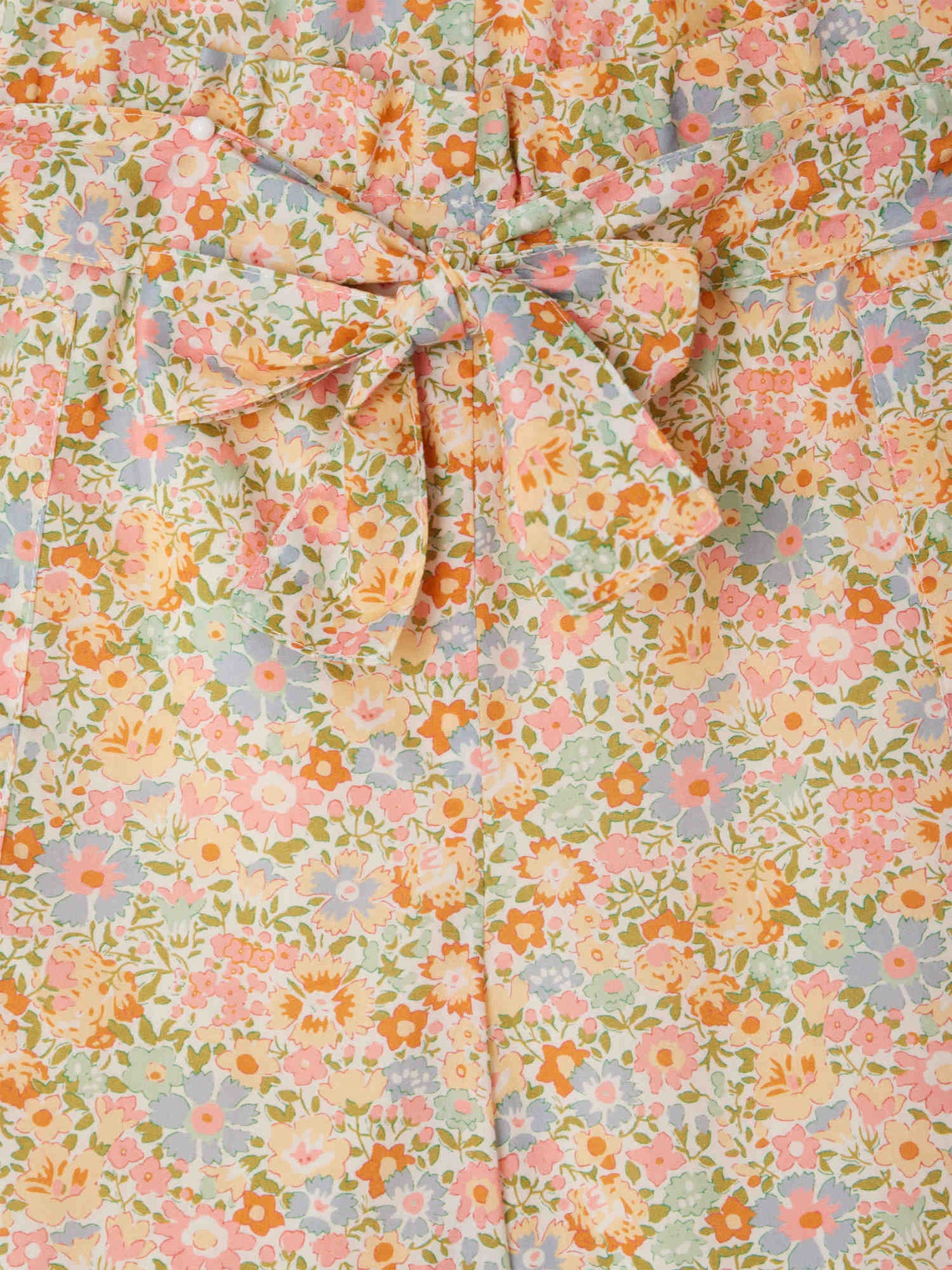 Short Elmie ceinturé en tissu Liberty