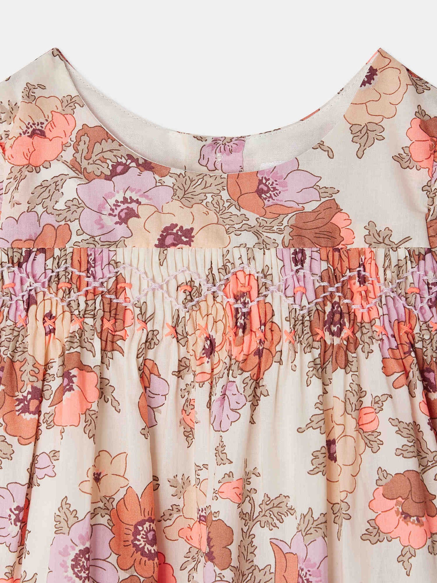 Abito Clothibis arricciato realizzato con tessuti Liberty