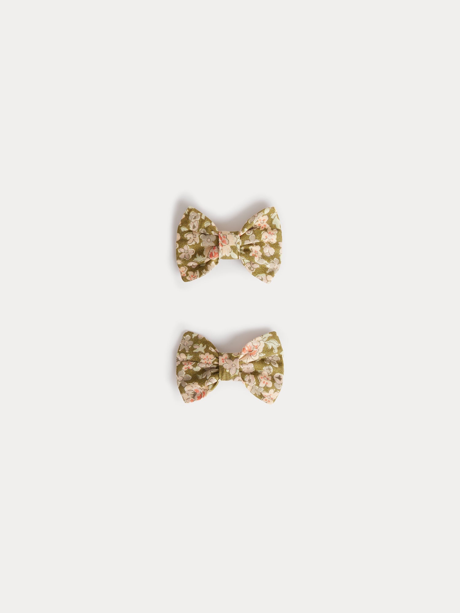 Miniclic hair clip in blue Liberty fabric made of organic cotton