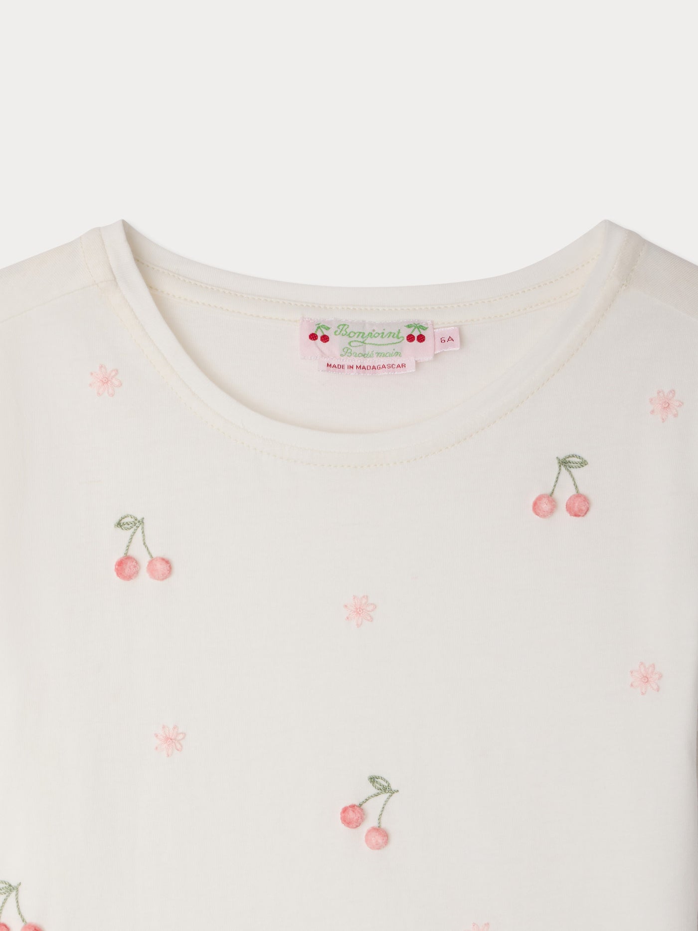 Lalcala T-Shirt mit handbesticktem Blumenmuster aus Bio-Baumwolle